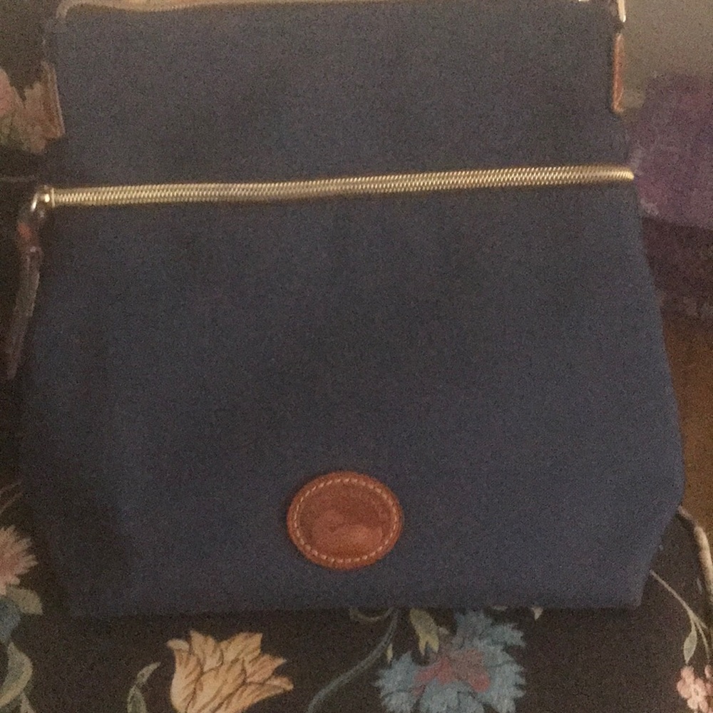Dooney & Bourke bag